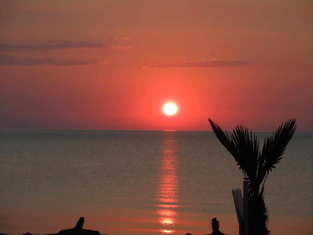 Endless Blue Sea Resort Skala Potamia Exterior foto